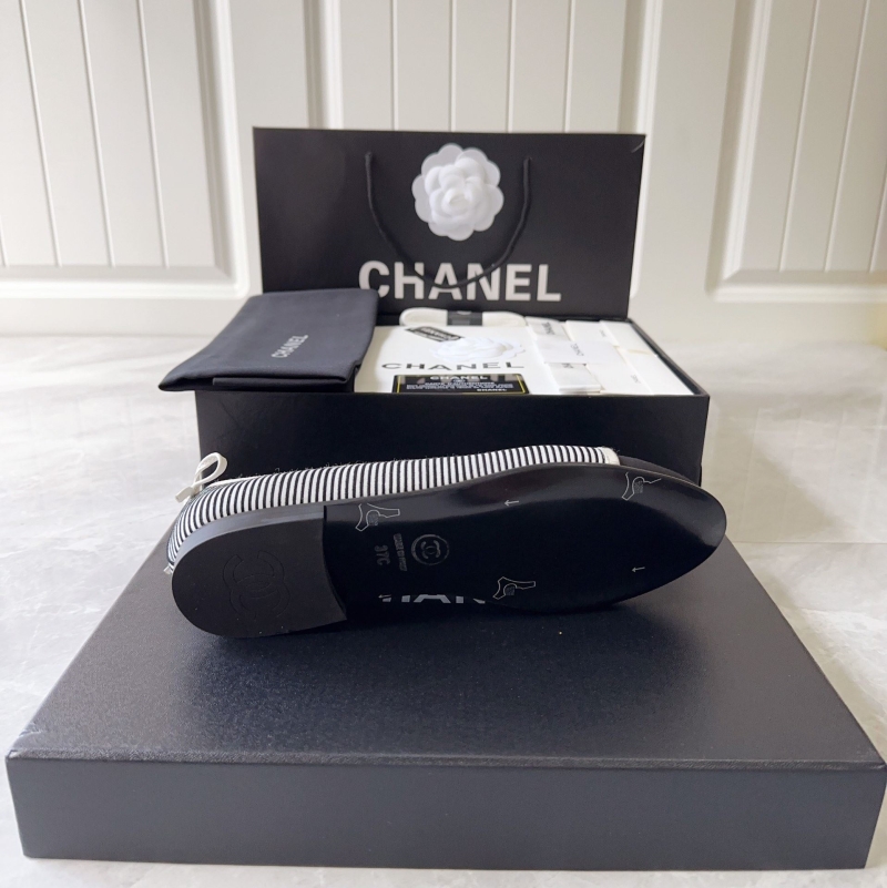 Chanel Flat Shoes